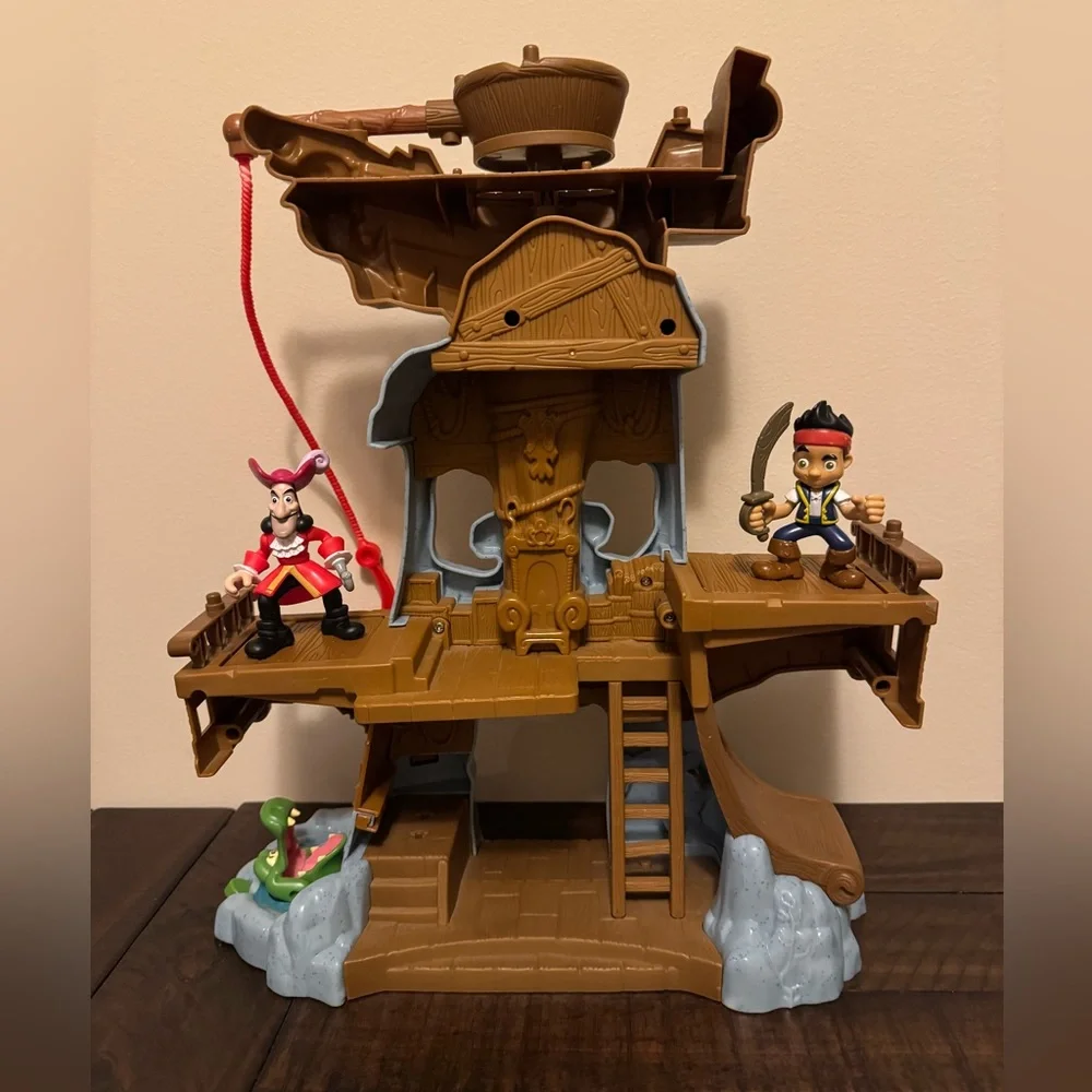 Disney’s Jake and the Neverland Pirates - Skull Island w/ Jake and Captain Hook